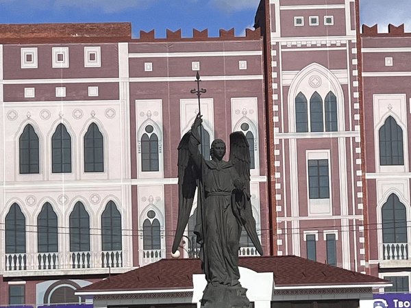 На гольфкаре по главным достопримечательностям Йошкар-Олы - фото 3