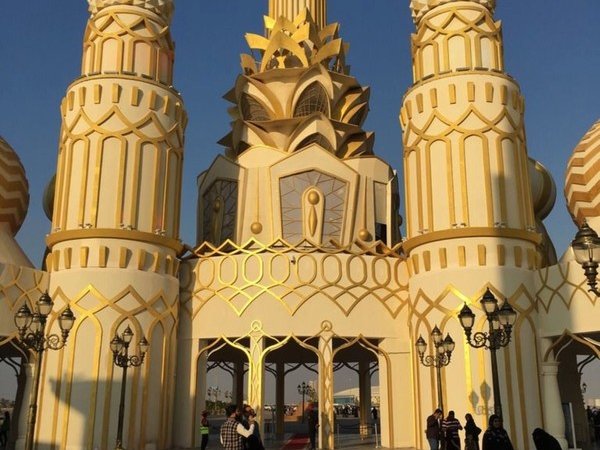 Сад цветов Miracle Garden и Всемирная ярмарка Global Village — трансфер из Шарджи