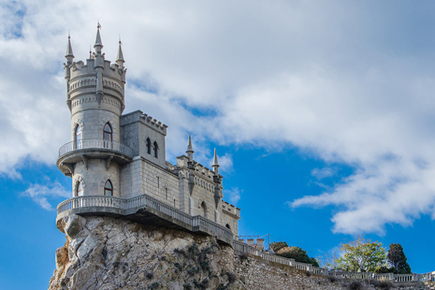 Фото - экскурсия: Лучшее в Крыму: Замок "Ласточкино гнездо", Воронцовский дворец и Ялта