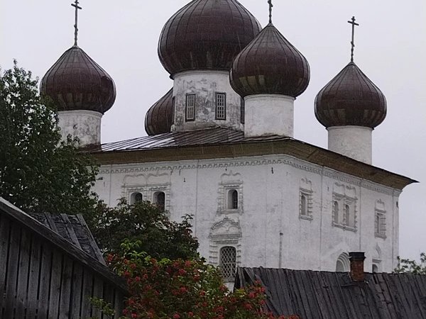 Каргополь — город пяти губерний