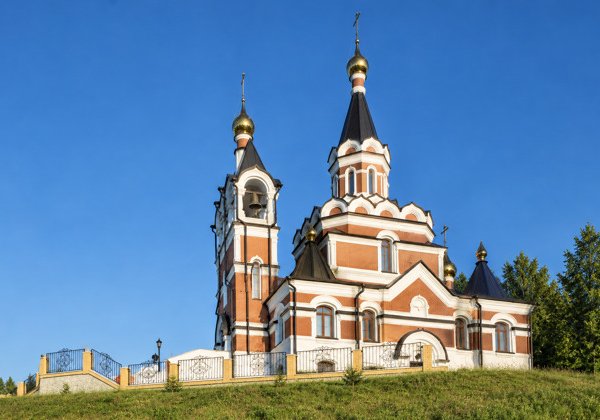 Святой источник в Ложке: история, вера и память