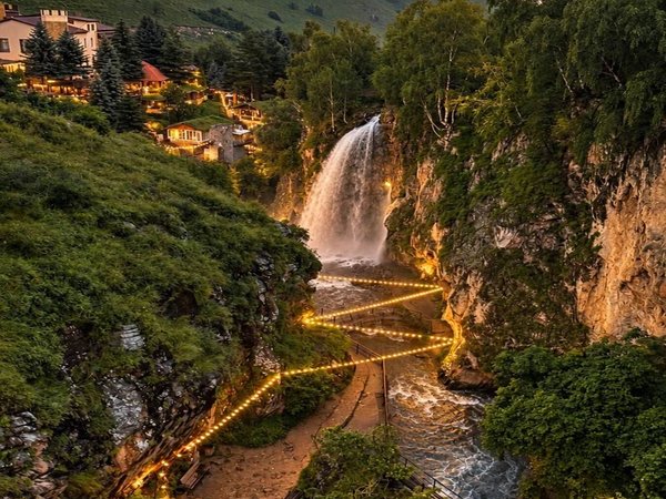Вечерние Медовые водопады из Кисловодска - фото 1