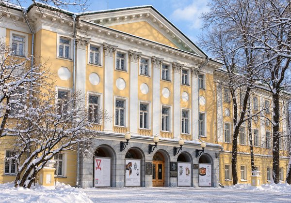 Новогоднее представление «Сказочная ёлка в особняке графа Остермана»