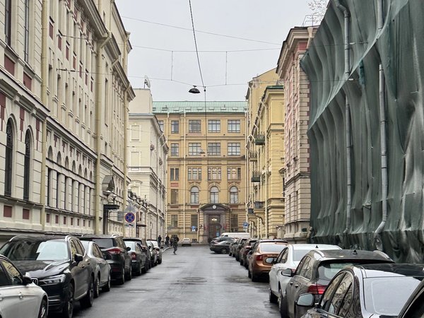 Петербург без церемоний: гуляем, болтаем, едим пышки - фото 3