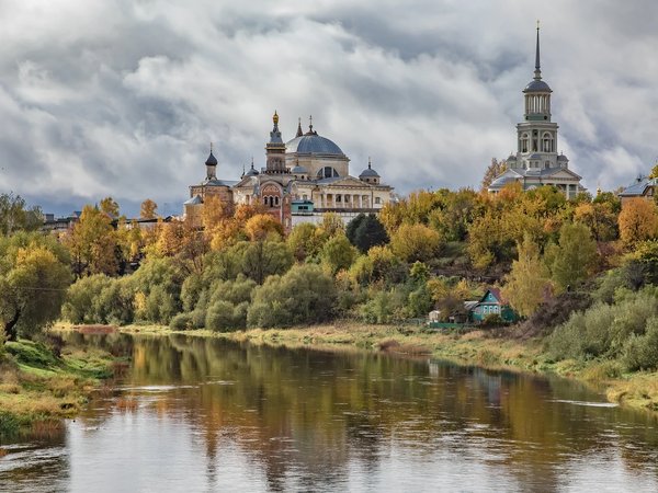 По городам Верхневолжья: Ржев, Старица, Тверь и Торжок — из Москвы