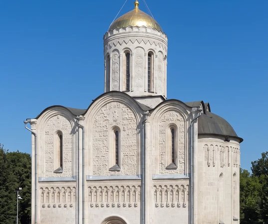 Квест-экскурсия по Владимиру: город соборов и легенд (без гида)
