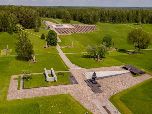 Хатынь и Курган славы: главные мемориалы Беларуси (из Минска) - фото 2