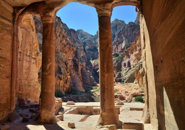 Петра и Акаба — затерянный город, каньоны и прогулка по Иордании - фото 2
