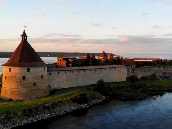 Идеальная поездка выходного дня: Орешек + Старая и Новая Ладога - фото 3