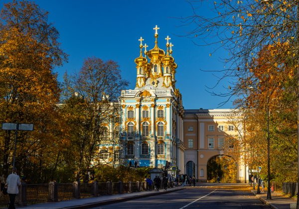 Тайные покои Екатерины Великой: Зубовский флигель и Янтарная комната - фото 1