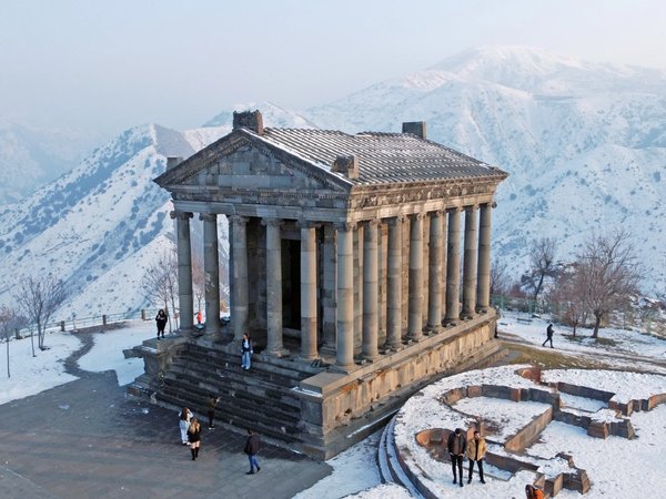 По Армении: от храма Гарни до озера Севан - фото 2
