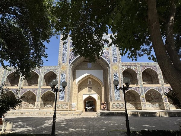 Бухара через ремёсла, медресе и легенды - фото 4