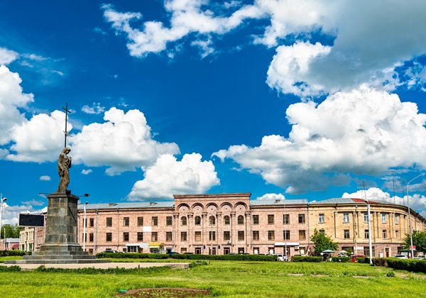 Гюмри — микс юмора и искусства - фото 4