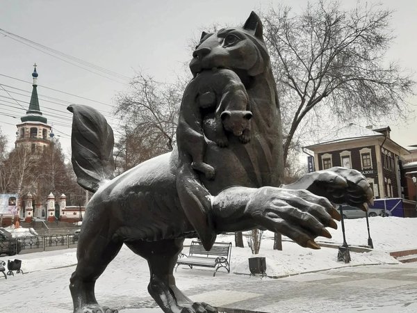 От купеческого Иркутска до ледяного Ольхона: зимний Байкал на хивусе - фото 2