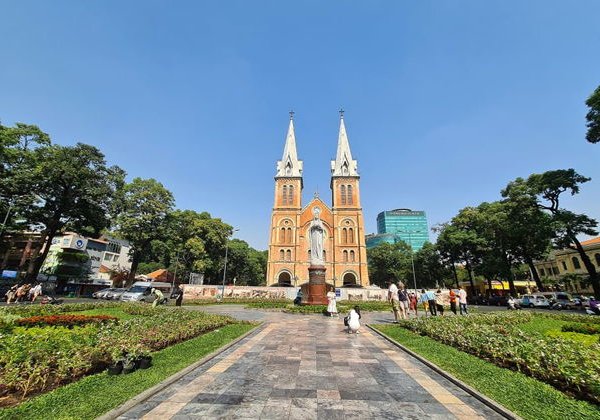 Пешеходная прогулка по исторической части города Хошимин (бывший Сайгон) - фото 4