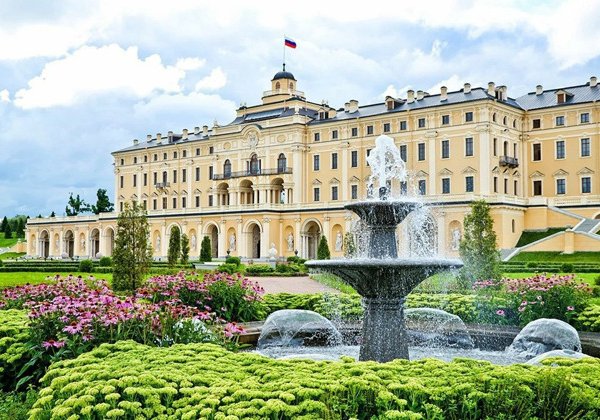 Экскурсия в Парк Александрия и Стрельну с профессиональным краеведом