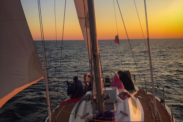 Фото экскурсии - Прогулка на парусной яхте по морю в Адлере - 12