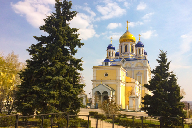 По Бунинским местам уездного города Ельца на транспорте туристов