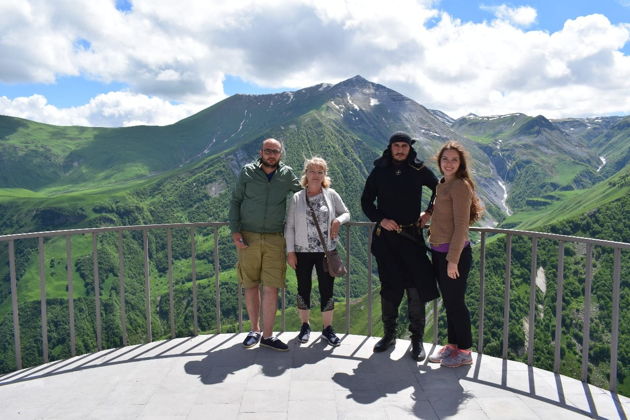 Фото экскурсии - Казбег — Ананури — Гудаури: легендарные пейзажи - 10