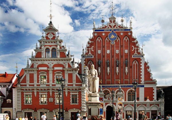 Поступь столетий в узких улочках Риги - фото 1