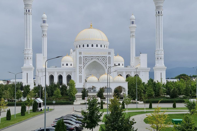  Сверкаюшие три мечети  в 3-х городах  смотровая  "Лестница в небеса" " К "