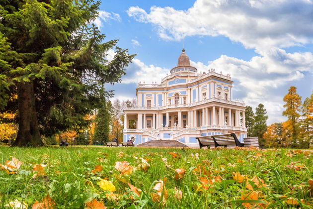 Автобусная экскурсия в Ораниенбаум и Большой Меншиковский Дворец - фото 4