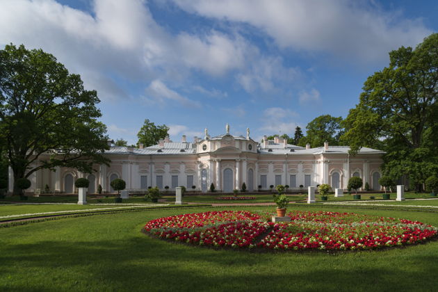 Фото экскурсии - Автобусная поездка в Ораниенбаум с посещением Большого Меншиковского Дворца - 9