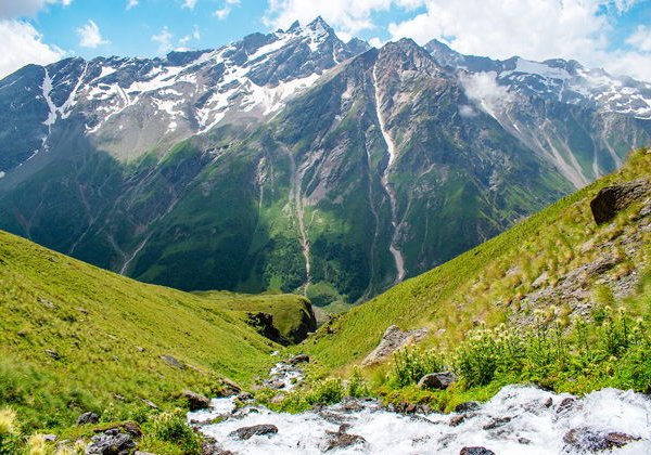 Великолепный Эльбрус и озеро Гижгит - фото 1
