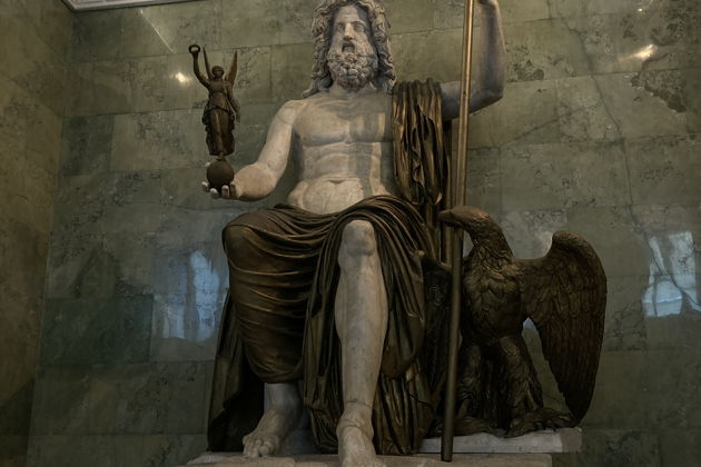 Фото экскурсии - Автобусная обзорная экскурсия по городу с визитом в Эрмитаж - 14