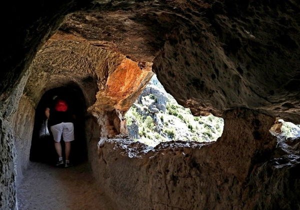 Римский акведук, арабский замок и каньоны в часе езды от Валенсии - фото 2