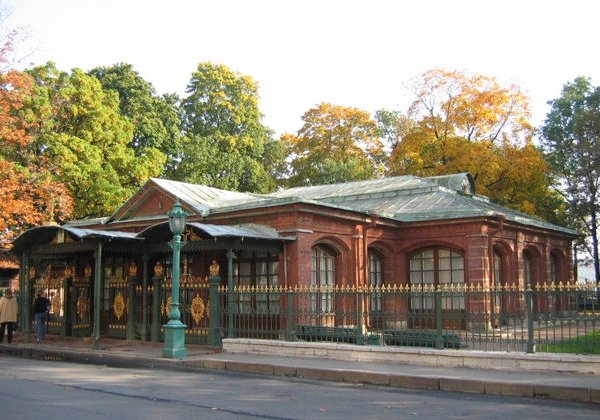 Прогулка по царству модерна Петроградской стороны - фото 1