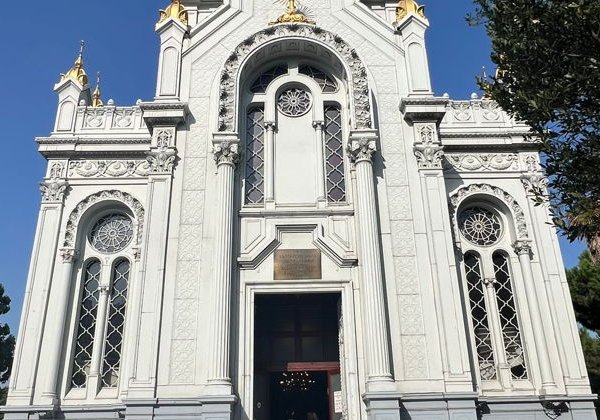 Многоликий Стамбул: прогулка по району Балат в мини-группе - фото 4