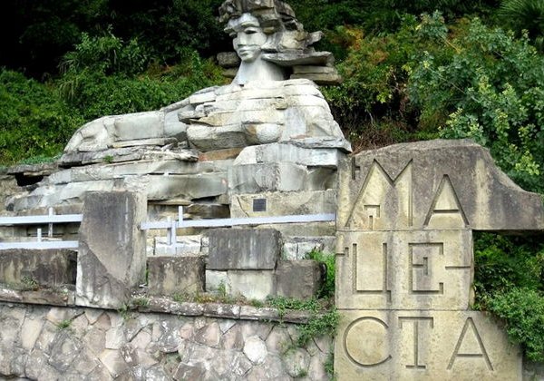Сочи — любимый курорт россиян: экскурсия по историческим местам - фото 3
