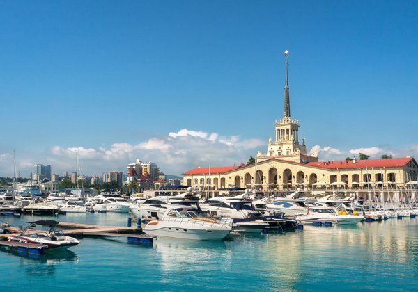 Сочи — любимый курорт россиян: экскурсия по историческим местам