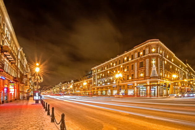 Поездка по ночному Петербургу на комфортабельном автомобиле с профессиональным краеведом-3