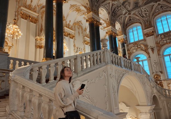 Эрмитаж: аудиоэкскурсия в приложении по Зимнему Дворцу (без билетов) - фото 1