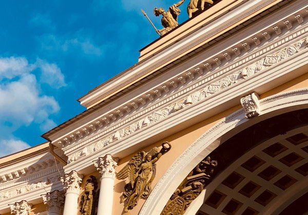 Пешком по центру Петербурга с профессиональным краеведом - фото 4