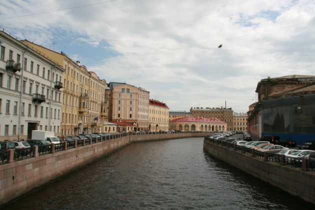 Пешком по центру Петербурга с профессиональным краеведом - фото 3