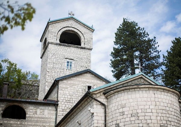 Экскурсия в три храма (Цетинье, Острог, Дайбабе) - фото 1