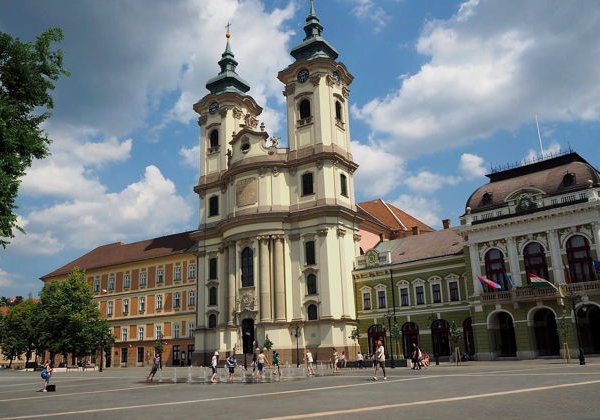 Пещерная купальня Демьен и исторический Эгер - фото 4