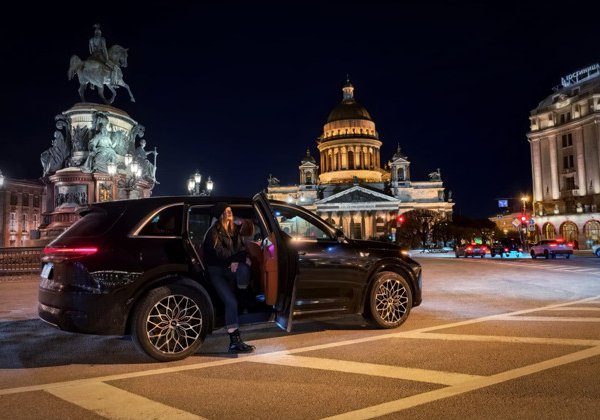Атмосферная прогулка по ночному Петербургу