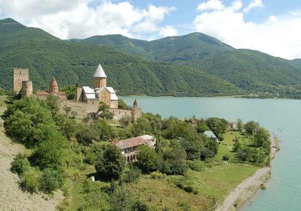 Дорога в Казбеги: душа горной Грузии! - фото 1
