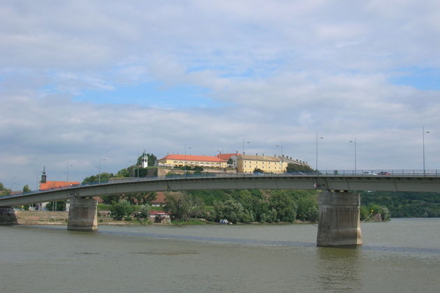 Фото экскурсии - Нови-Сад, Сремские Карловцы, монастырь Крушедол и Петроварадинская крепость - 2