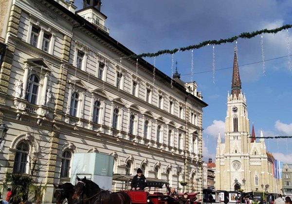 Нови-Сад, Сремские Карловцы, монастырь Крушедол и Петроварадинская крепость