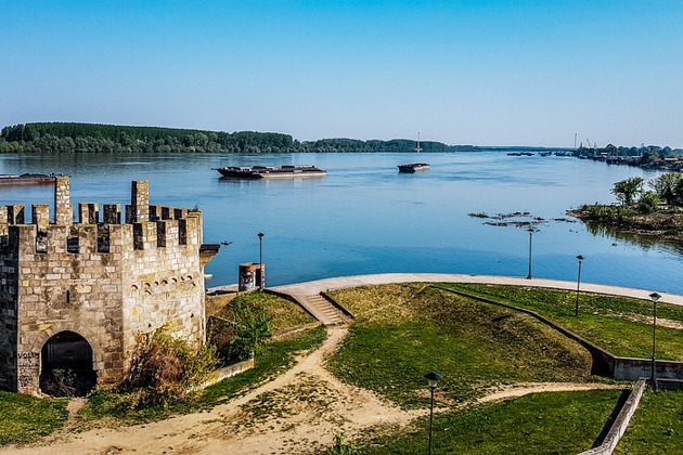 Фото - экскурсия: Экскурсия в Смедеревскую крепость и Виминациум