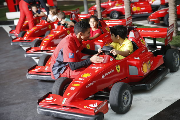 Море адреналина — тематический парк Ferrari World Абу-Даби-3