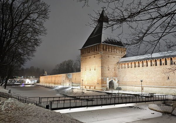 Обзорная экскурсия с новогодним колоритом - вечерняя прогулка на 2 часа - фото 1