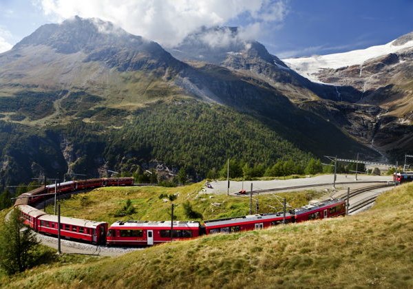 Из Милана: Санкт-Мориц и панорамный тур на Bernina Express - фото 2