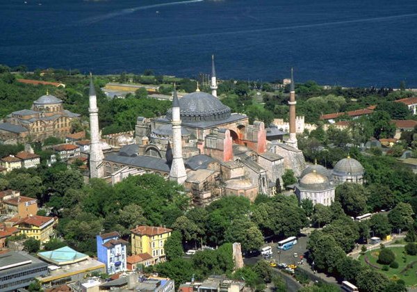 Собор величия и мудрости Айя София: знакомство за один час - фото 1