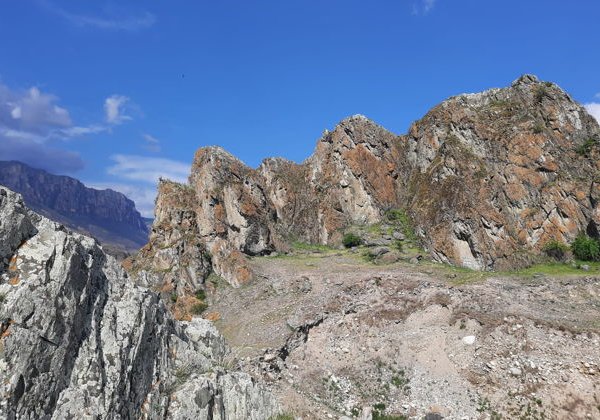 Экскурсия в Приэльбрусье: Гарабаши, Чегет и Поляна нарзанов  - фото 4